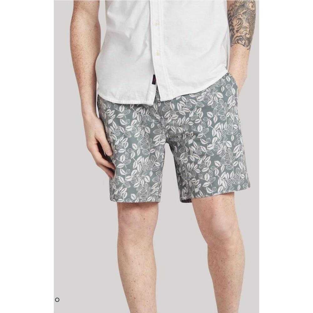 NEW FAHERTY classic boardshort 7" in sage avellanas print